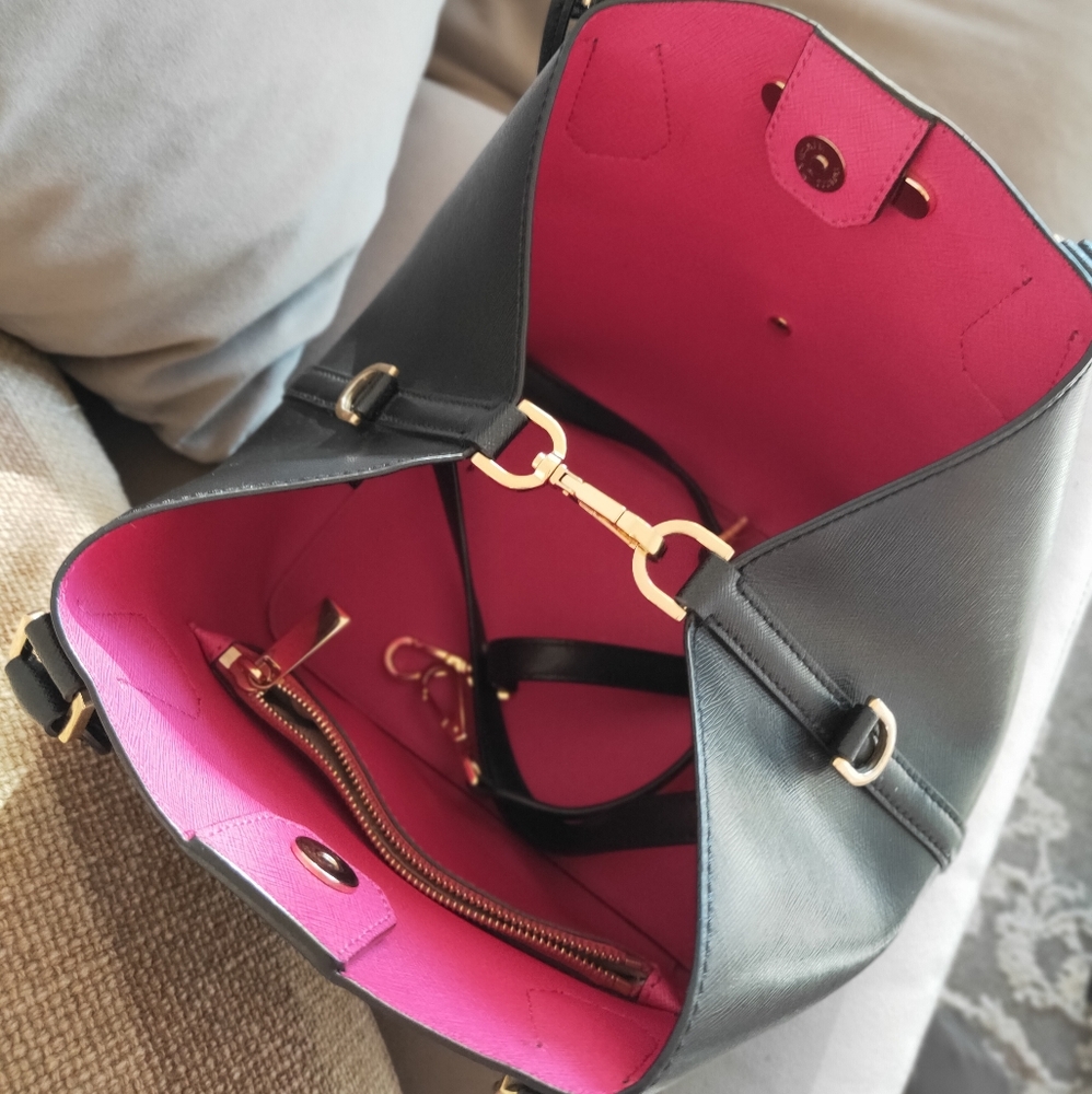 MK Greenwich Large Grab Bag - Picture 12 of 16